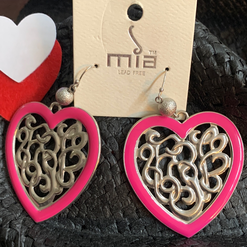 Mia Vibrant Pink And Silver Heart Earrings 25$
